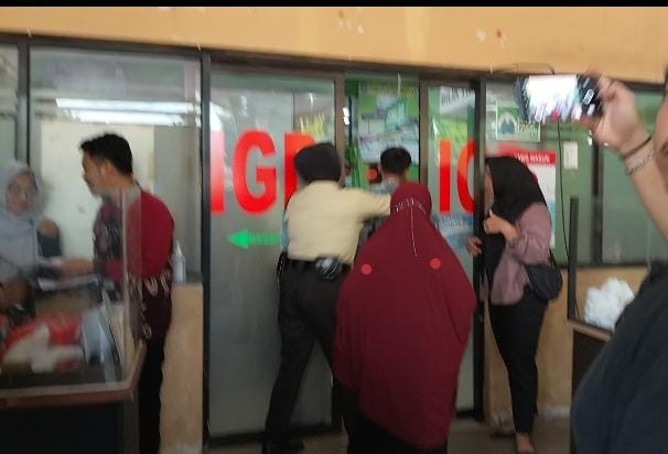 Satu Lagi Siswa Dilarikan ke RS, Bayang-bayang Keracunan MBG Martapura Belum Reda