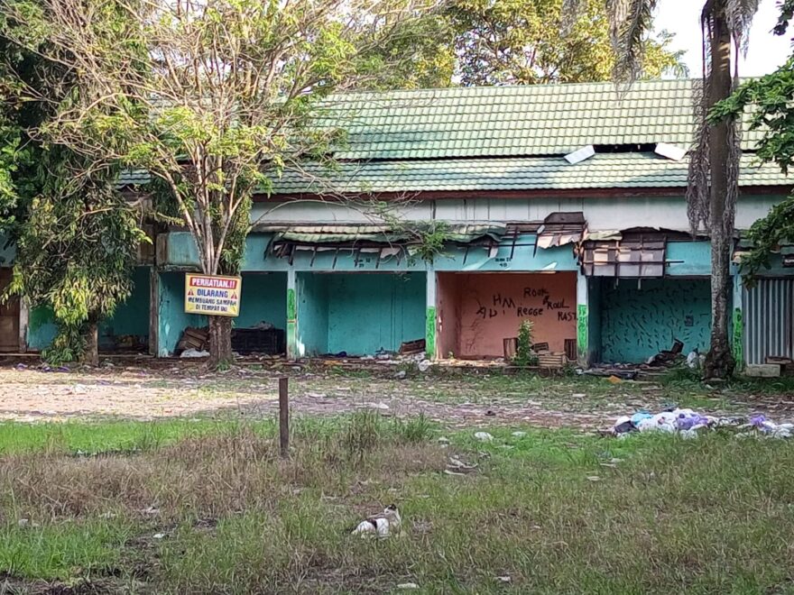 Aksi Pencurian di Pasar PPS Sekumpul Beberapa Pintu Harmonika Toko Raib Tanpa Jejak