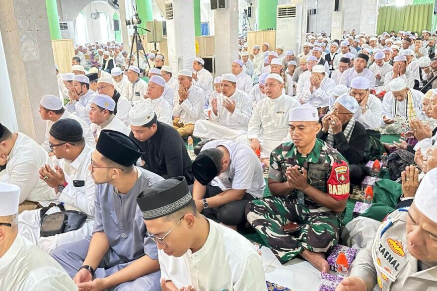 Lautan Jemaah Padati Martapura Timur, Haul Datu Kalampayan Jadi Momentum Doa untuk Bangsa