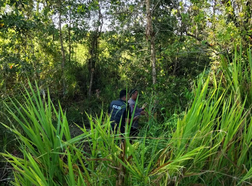 Mayat Pria Ditemukan Tergantung di Kawasan Hutan Golf Martapura Barat