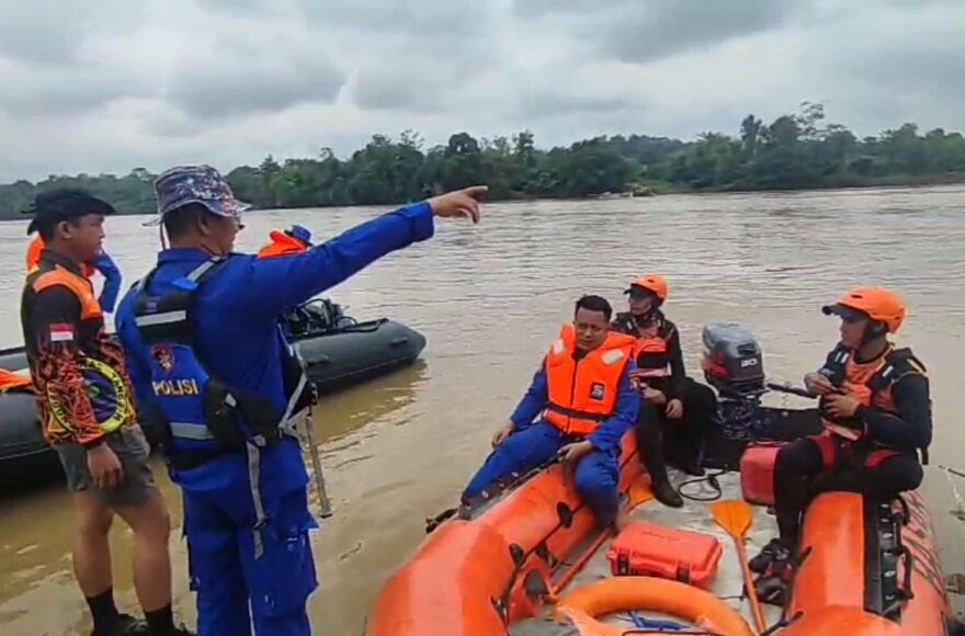 Dua Anggota Polres Katingan Diduga Tenggelam, Hari Kedua Pencarian Tim SAR Belum Membuahkan Hasil