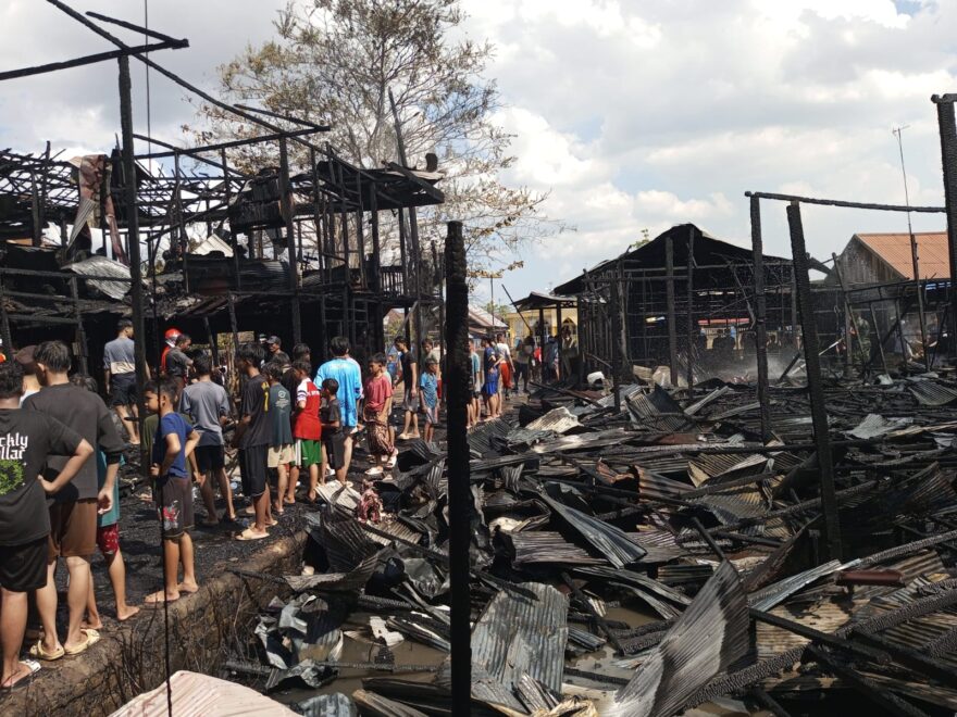 Api Mengamuk di Antasan Senor Ilir, 3 Rumah Serta 2 Asrama Satri 28 Pintu Terbakar