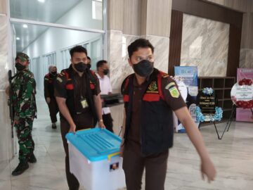 Kejari Banjar Geledah Dinkes 7 Jam, 48 Dokumen dan Barang Bukti Elektronik Diamankan