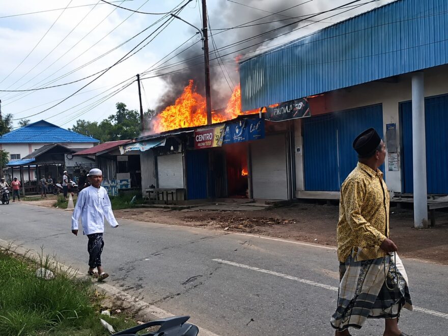 Jelang Sholat Jumat, Kebakaran Hebat Gegerkan Warga Bunipah
