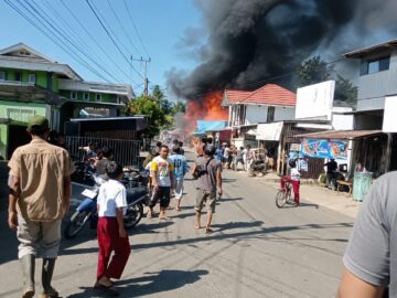 Amukan Api di Desa Gadung Keramat, Satu Rumah Ludes, Dua Bangunan Lain Rusak