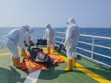Tiga Jasad Kembali Diangkat dari Bangkai KM Virgo 8, 61 Korban Masih Dicari